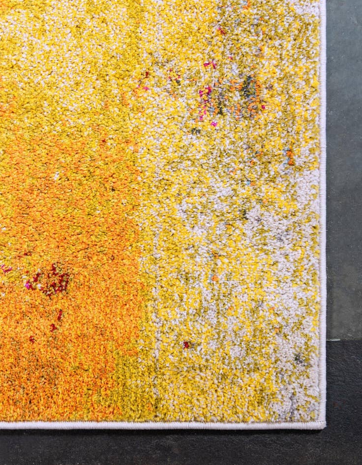 Detail image of 2' 7 x 10'  Washable Casablanca Runner Rug