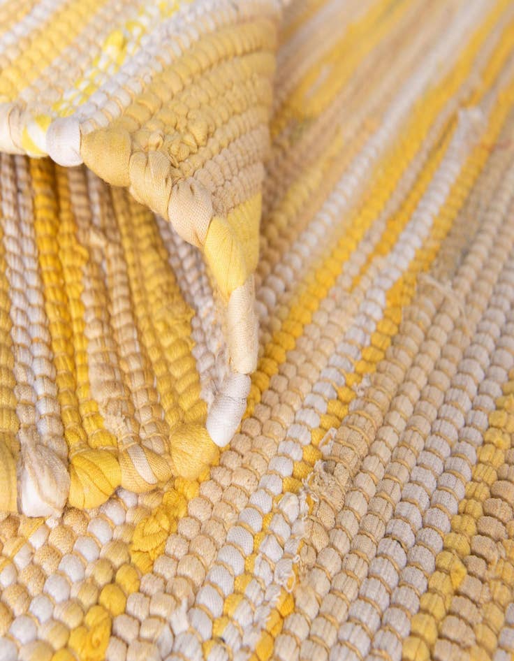 Detail image of 2' 7 x 9' 10  Hand Woven Chindi Cotton Runner Rug