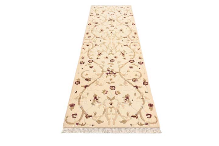 2' 7 x 10' Darya Runner Rug