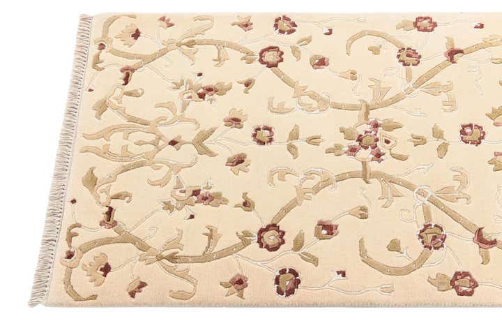 2' 7 x 10' Darya Runner Rug