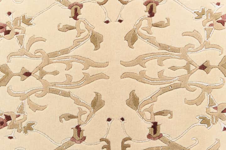 2' 7 x 10' Darya Runner Rug