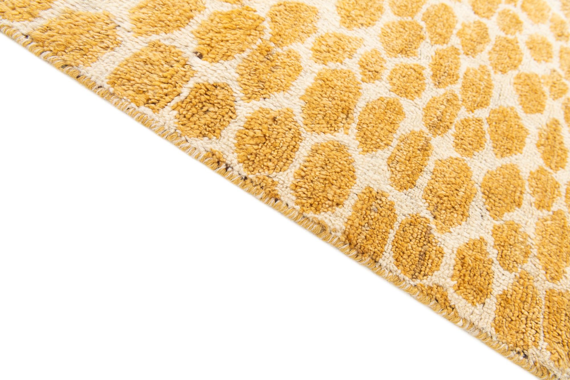 2' 10 x 10' Hand Knotted Darya Wool Runner Rug
