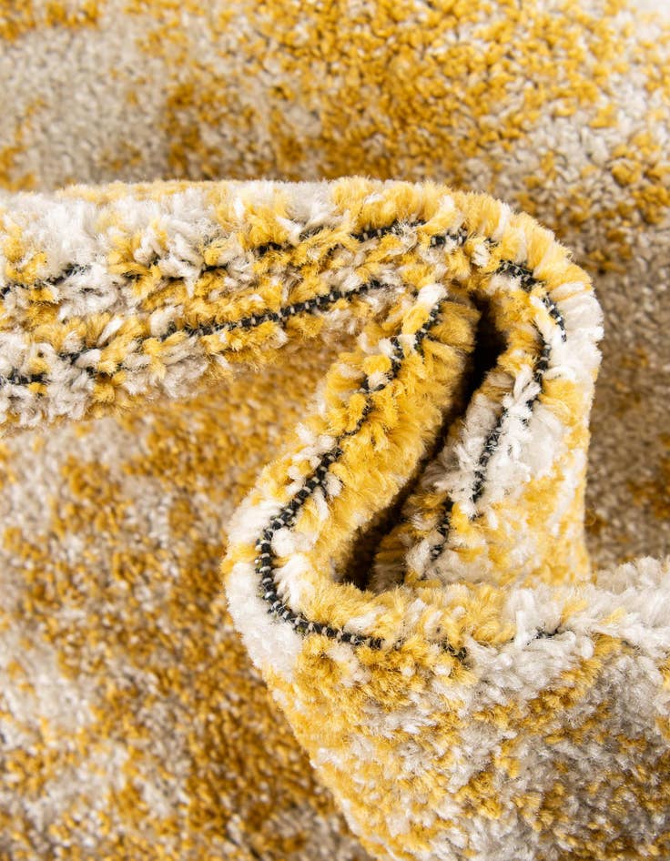 Detail image of 2' x 6' 9 Dover Runner Rug