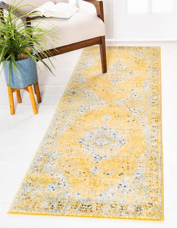 2' 7 x 10' Heritage Runner Rug
