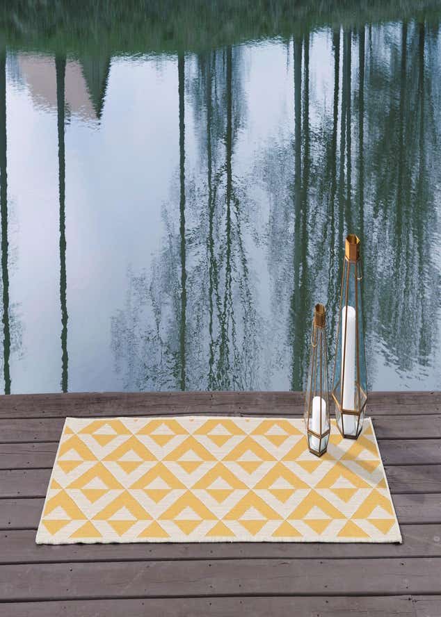 2' x 8' Easy-Clean Jill Zarin Napa Indoor / Outdoor Runner Rug
