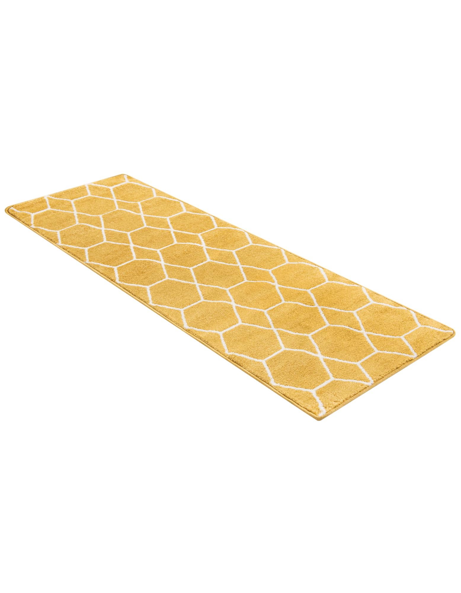 2' x 6' Lattice Frieze Runner Rug