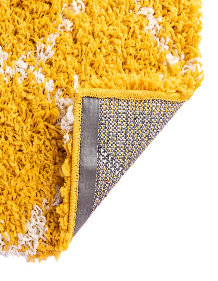 Detail image of 2' x 7' Lattice Shag Runner Rug