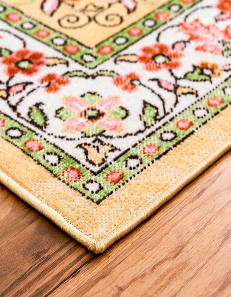 Detail image of 2' x 6' Lucerne Runner Rug