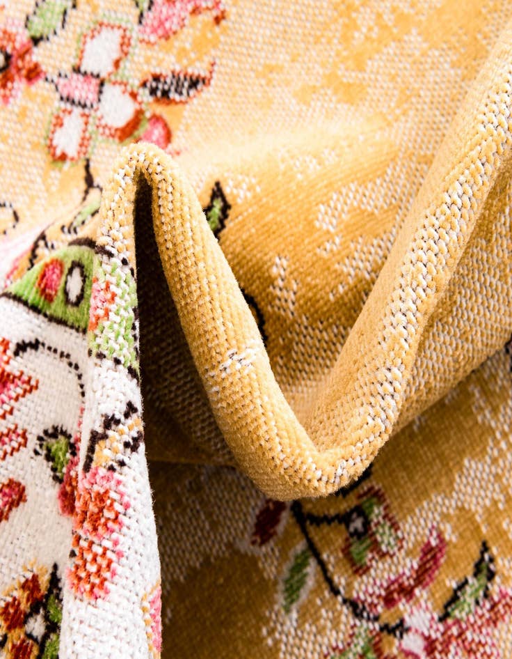 Detail image of 2' x 6' Lucerne Runner Rug