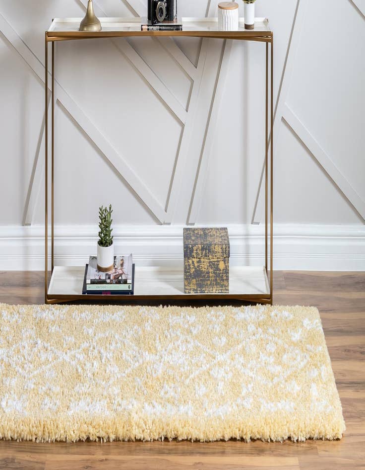 Detail image of 2' 7 x 6' Marrakesh Shag Runner Rug