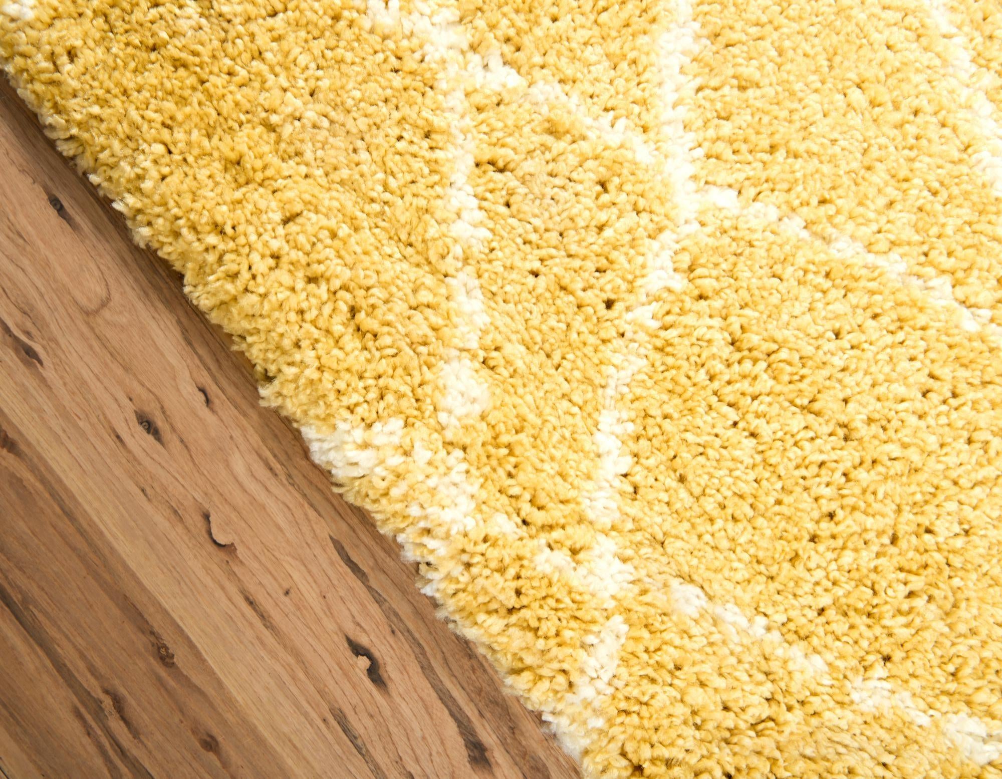 2' 7 x 10' Marrakesh Shag Runner Rug