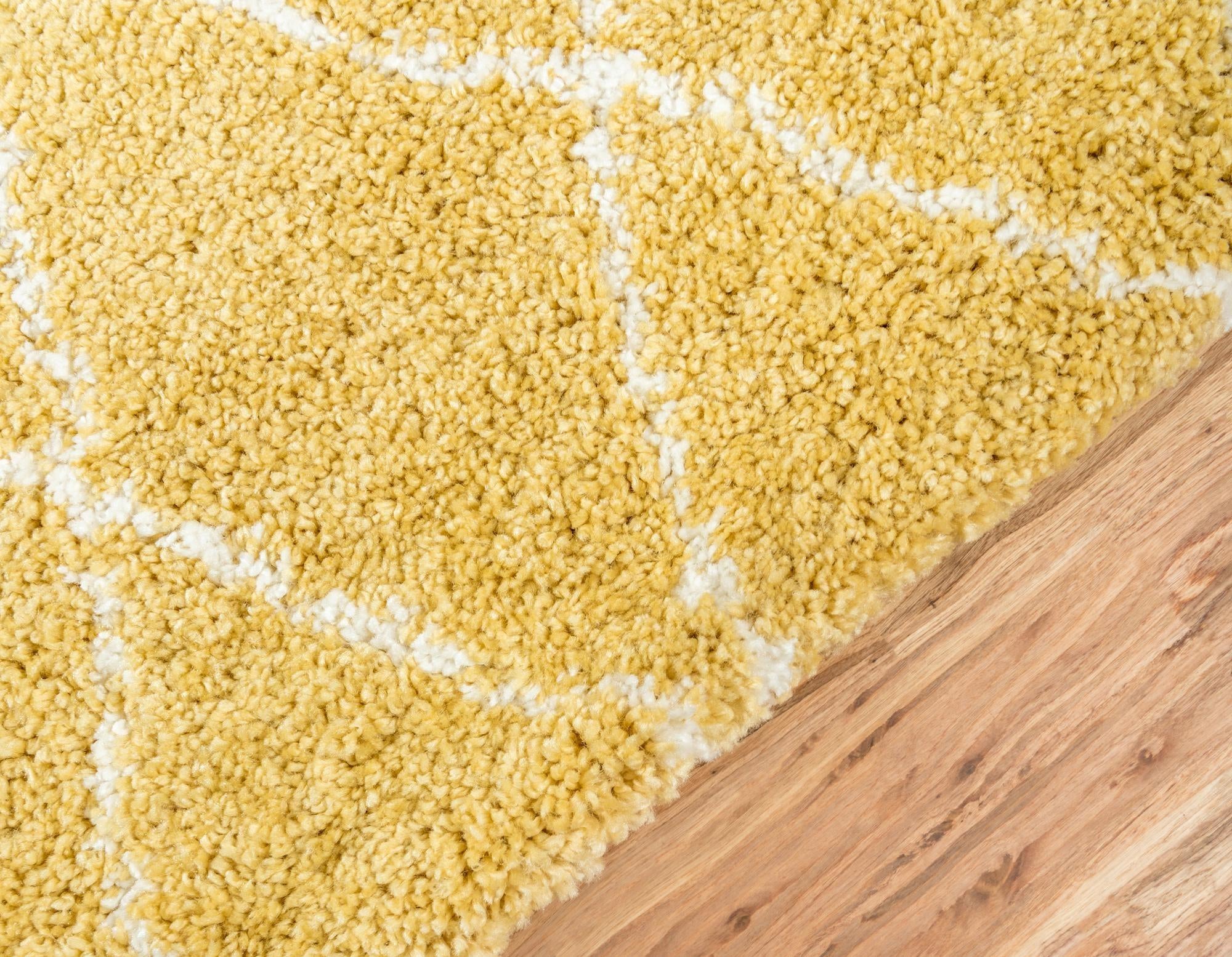 2' 7 x 6' Marrakesh Shag Runner Rug