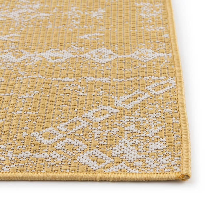 Detail image of 2' 7 x 8' Easy-Clean Bohemian Indoor / Outdoor Runner Rug
