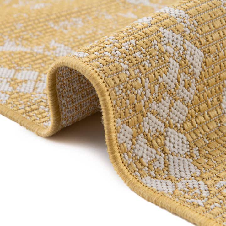 2' 7 x 8' Easy-Clean Bohemian Indoor / Outdoor Runner Rug