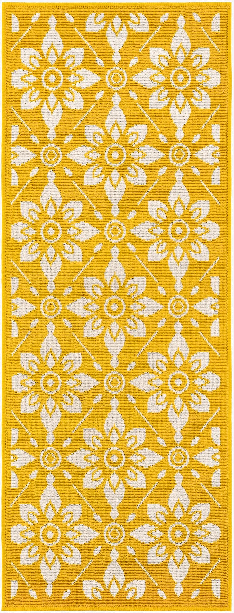 2' x 5' Washable Lattice Indoor / Outdoor Runner Rug