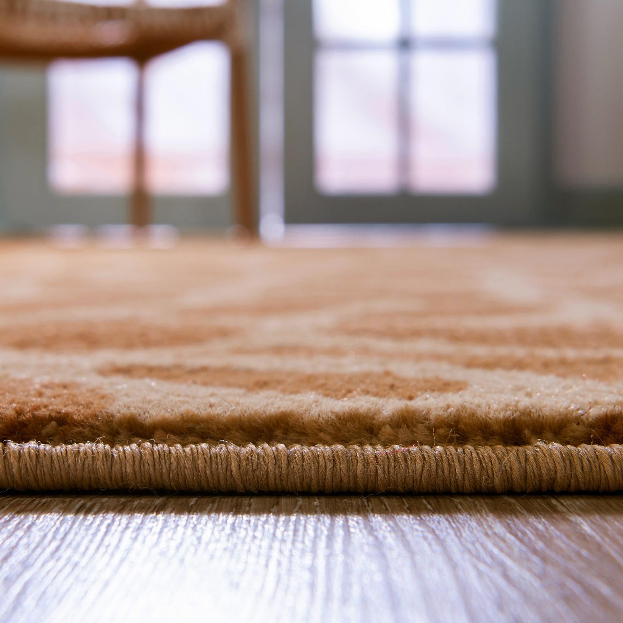 2' 7 x 10' Safari Runner Rug