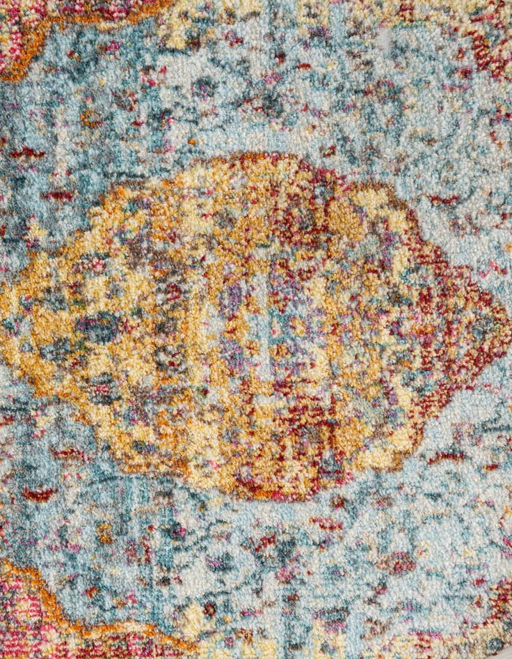 Detail image of 2' 5 x 6' 7 Santiago Runner Rug