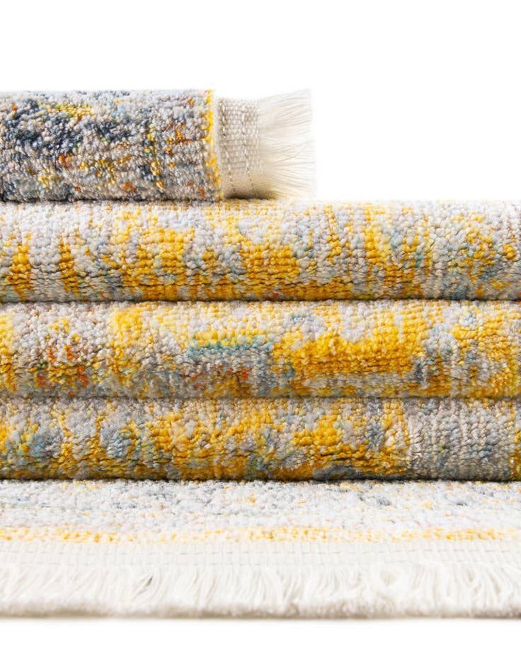 Detail image of 2' 7 x 10' Santiago Runner Rug