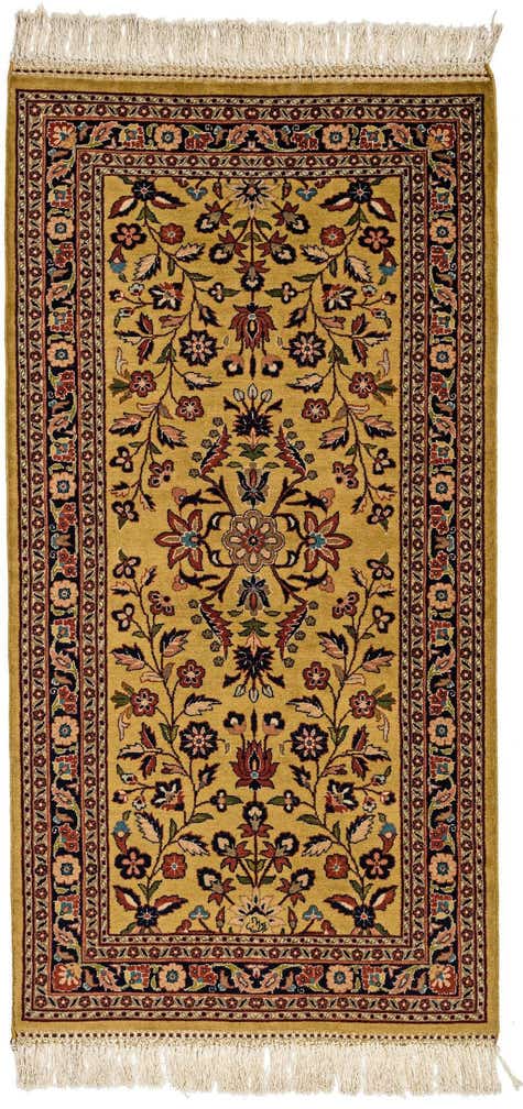 2' 5 x 4' 8 Sarouk Runner Rug