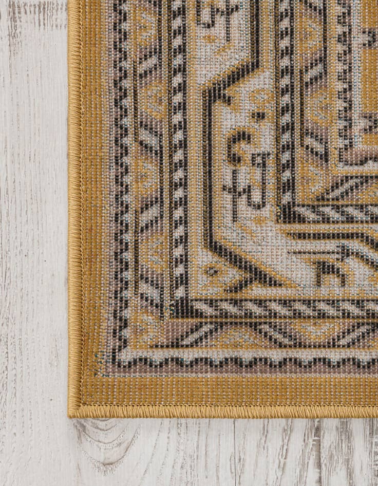 Detail image of 2' 9 x 9' 10 SoHo Runner Rug