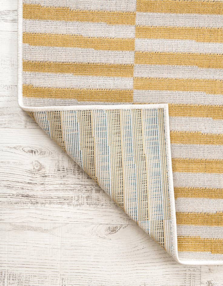 Detail image of 2' 9 x 9' 10 SoHo Runner Rug