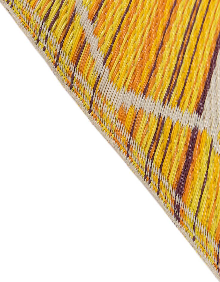 Detail image of 2' x 6'  Washable Vista Breeze Indoor / Outdoor Runner Rug