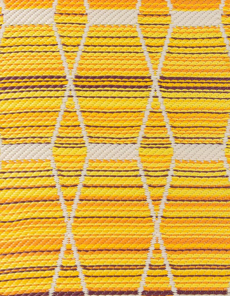 Detail image of 2' x 6'  Washable Vista Breeze Indoor / Outdoor Runner Rug