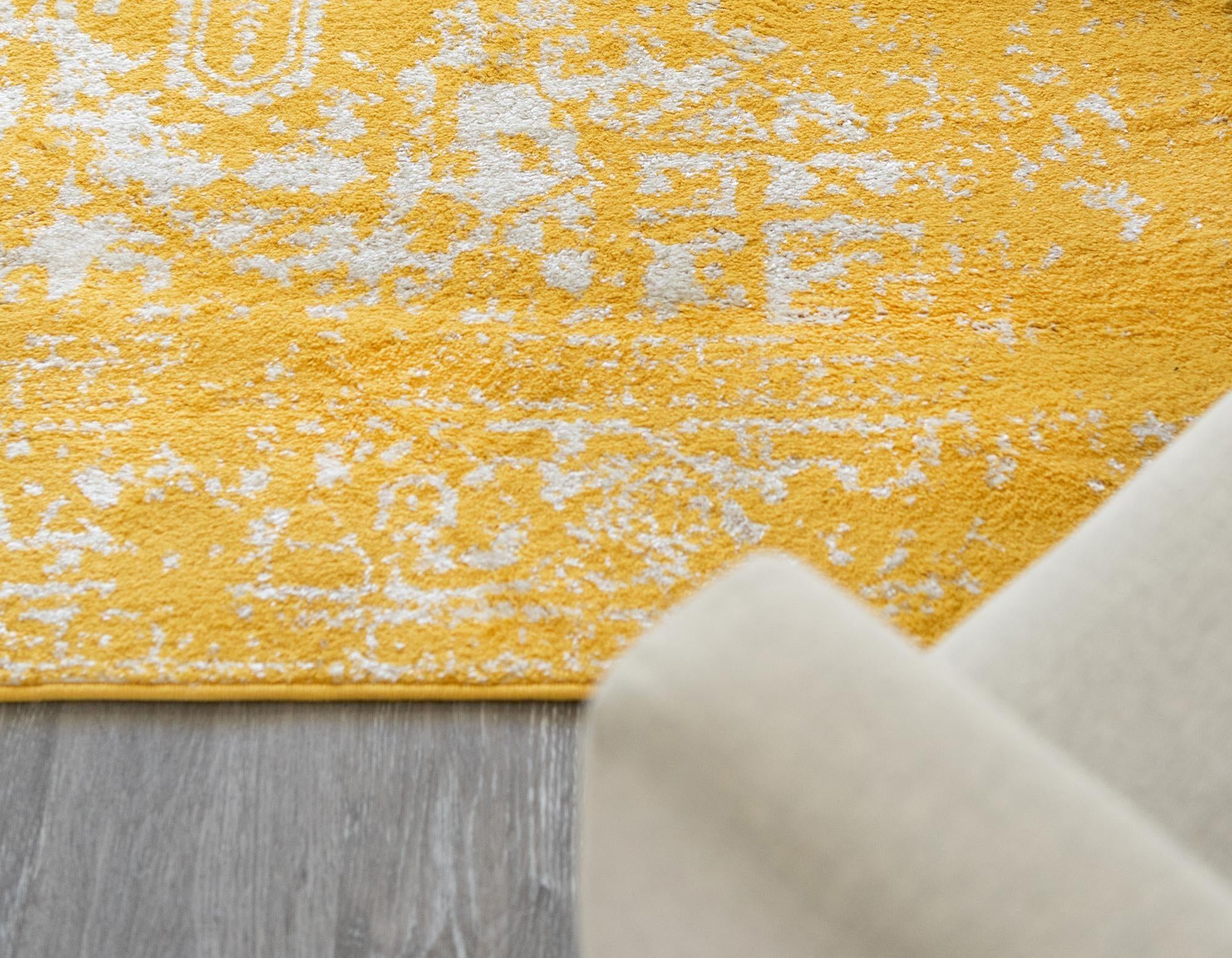 7' 10 x 7' 10 Arlington Square Rug