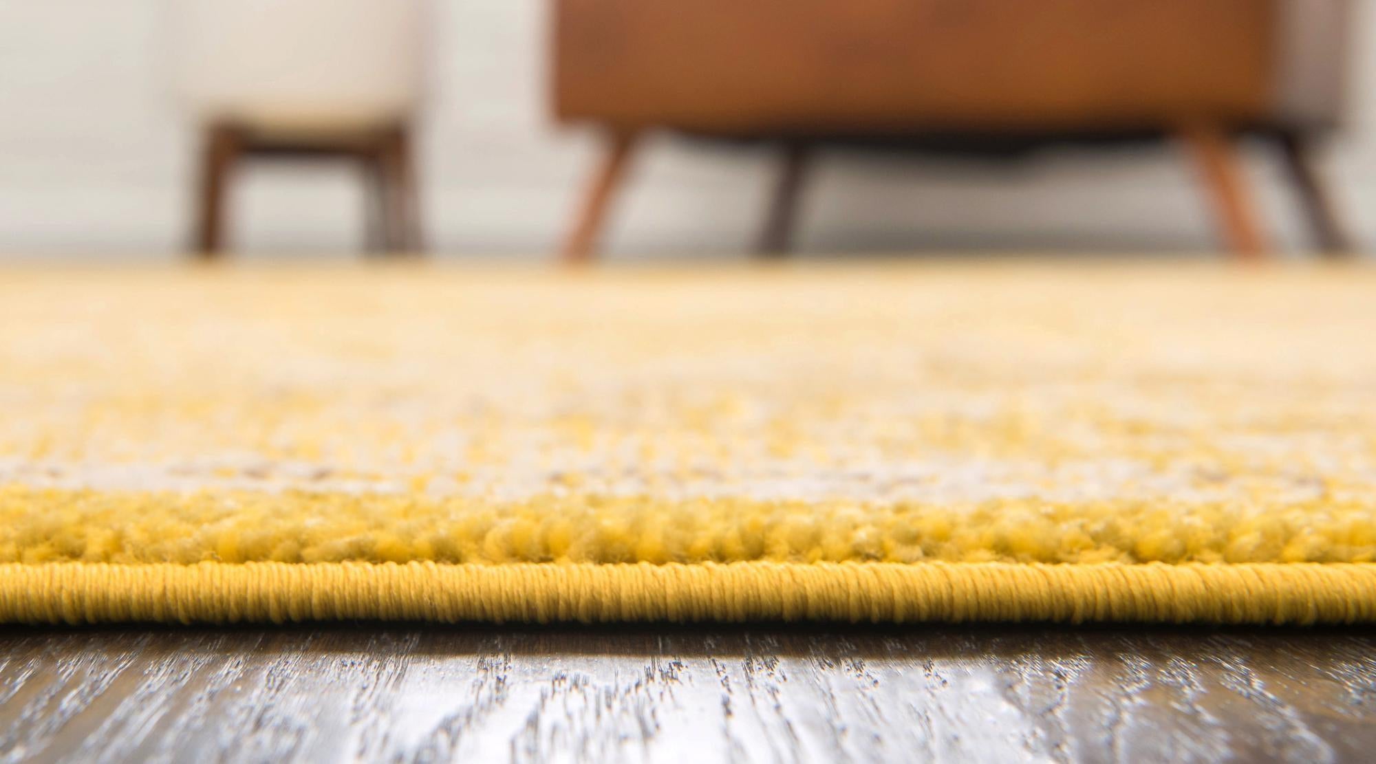7' 10 x 7' 10 Carrington Square Rug