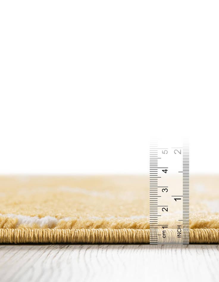 Detail image of 5' 3 x 5' 3 Lattice Frieze Square Rug