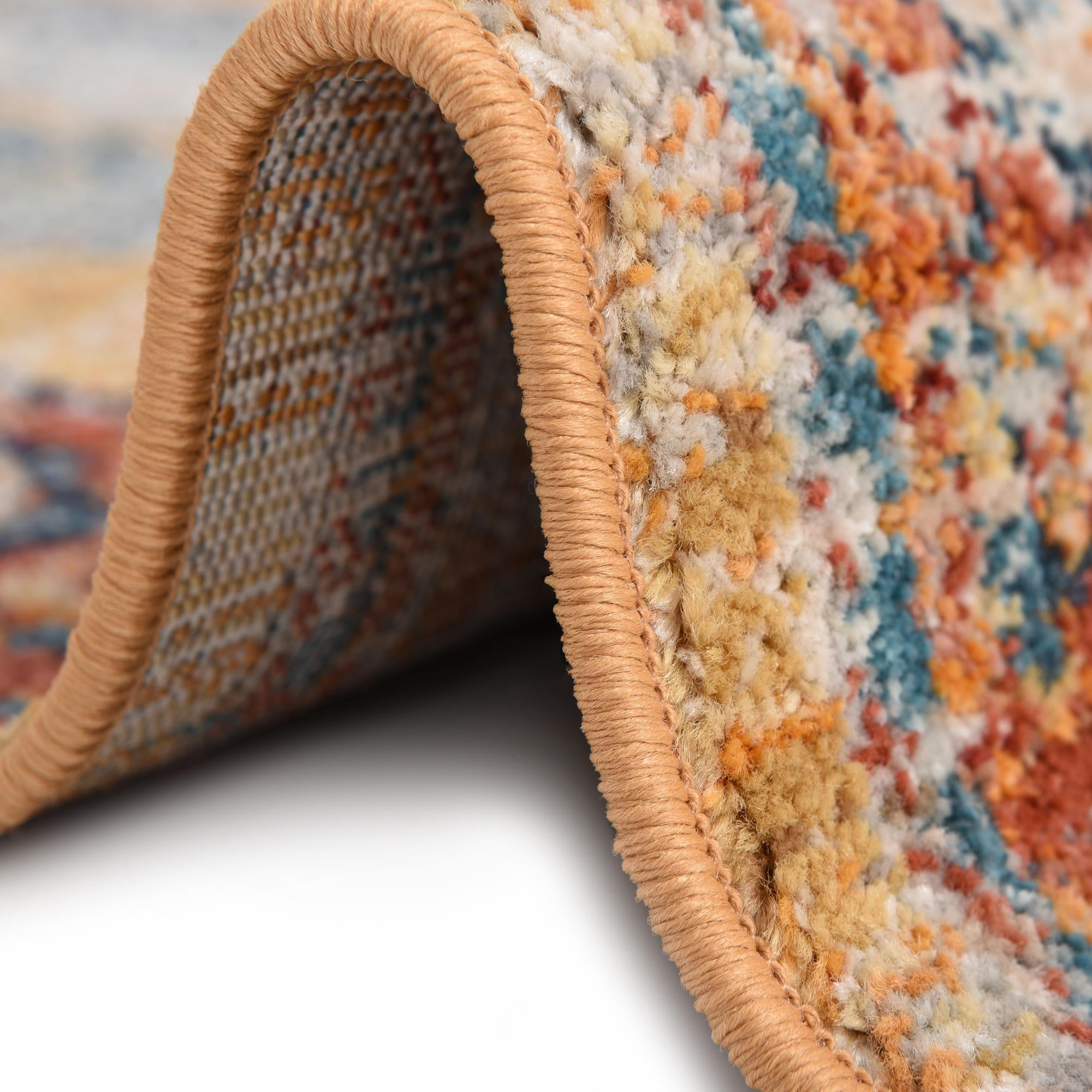 7' 10 x 7' 10 Lola Square Rug