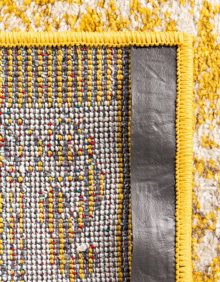 Detail image of 7' 10 x 7' 10 Madeline Square Rug