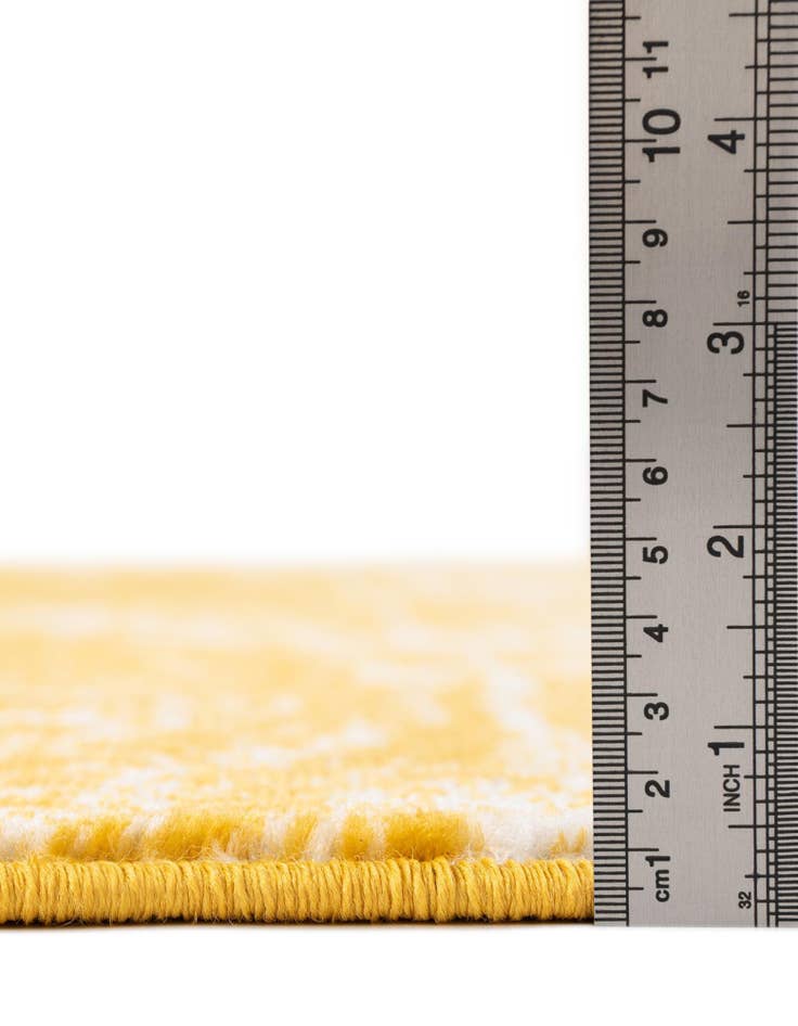 Detail image of 7' 10 x 7' 10 Monte Carlo Square Rug