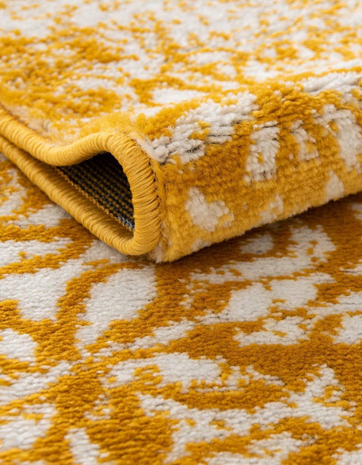 Detail image of 7' 10 x 7' 10 Monte Carlo Square Rug
