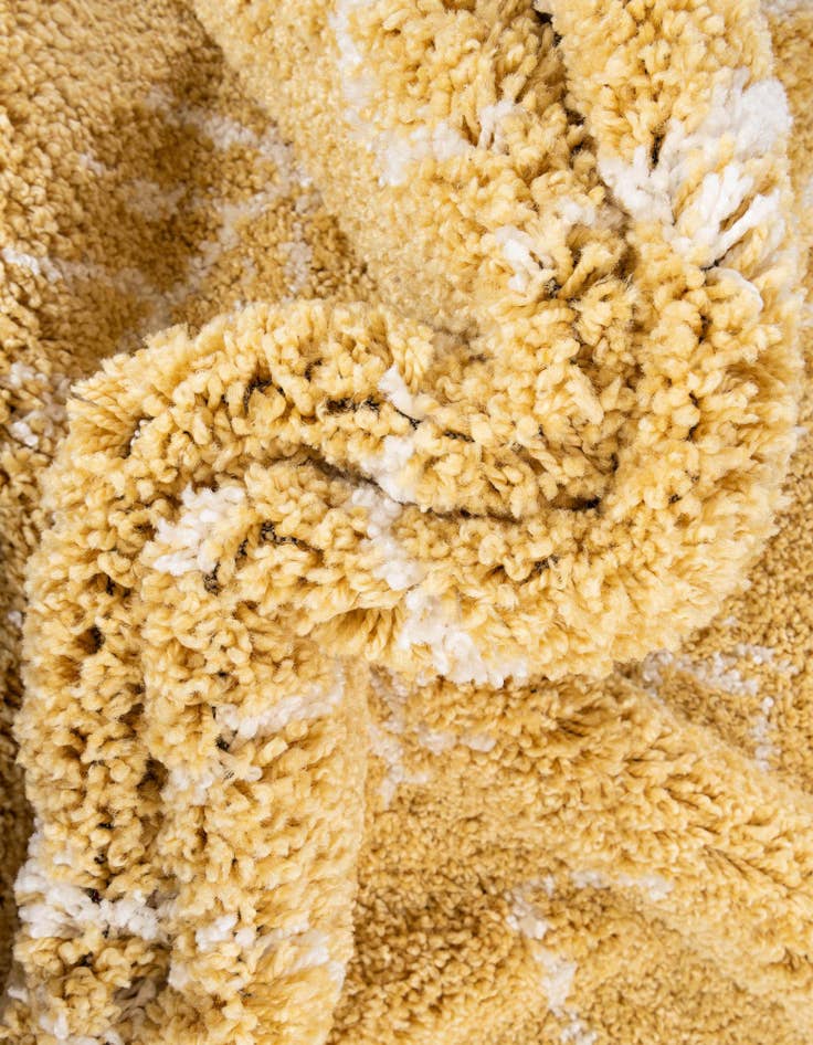 Detail image of 8' x 8' Moroccan Shag Square Rug