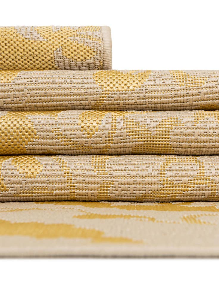 Detail image of 6' x 6' Easy-Clean Botanical Indoor / Outdoor Square Rug