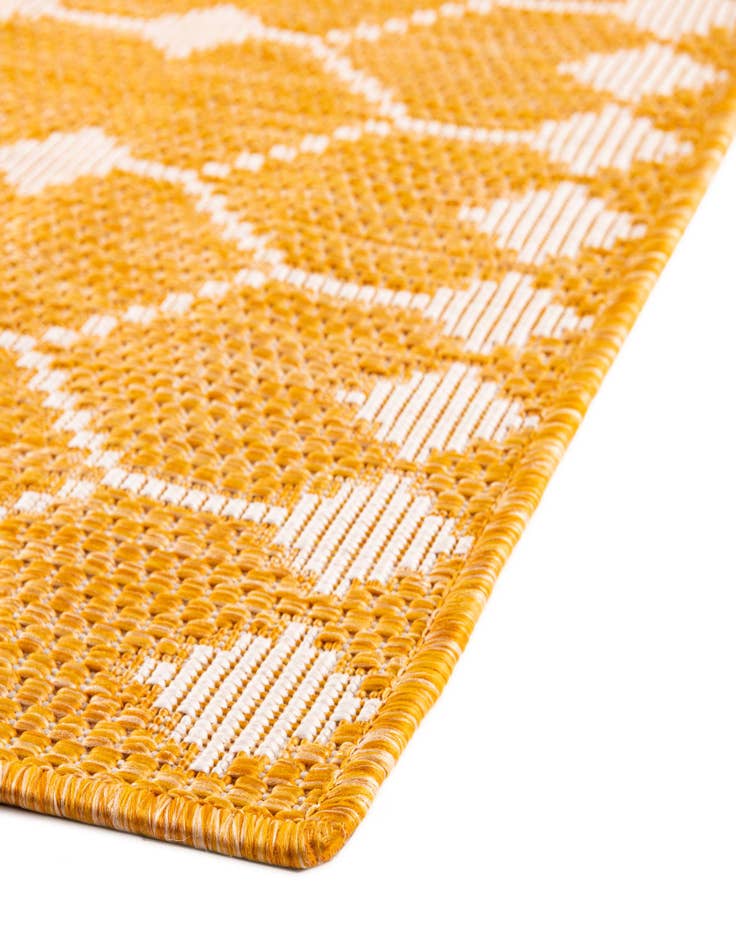 Detail image of 10' x 10'  Washable Trellis Indoor / Outdoor Square Rug