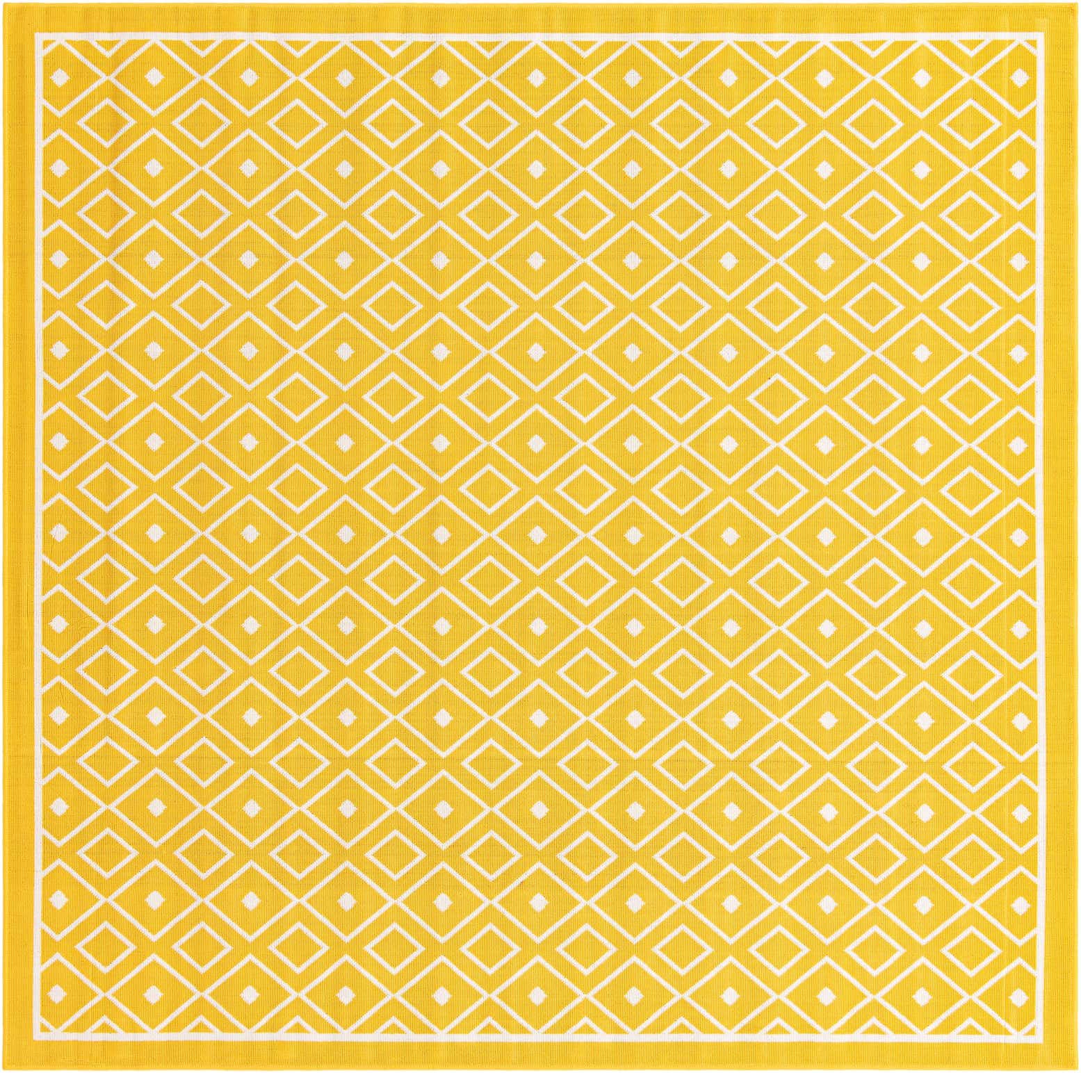 7' 10 x 7' 10 Easy-Clean Trellis Indoor / Outdoor Square Rug