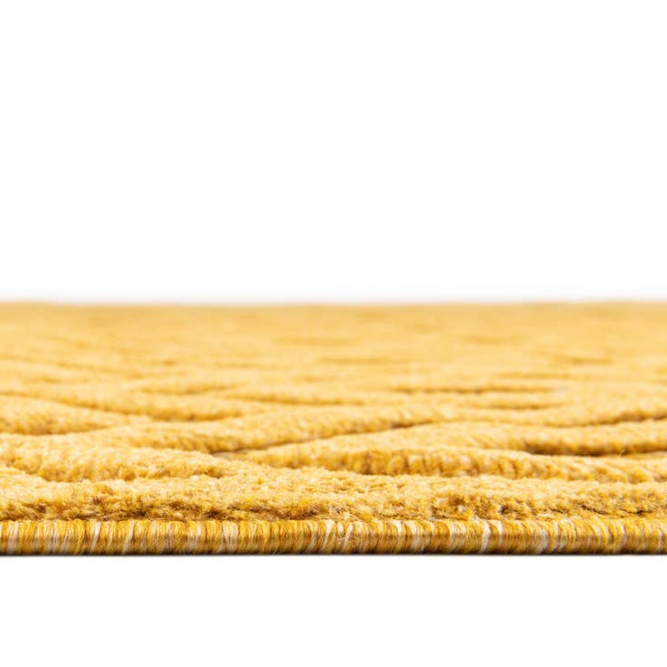 Detail image of 7' 10 x 7' 10 Easy-Clean Trellis Textured Indoor / Outdoor Square Rug