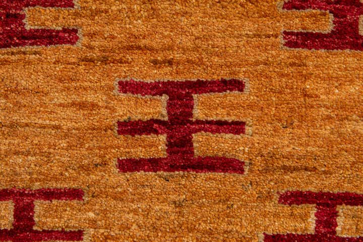 2' 8 x 3' Hand Knotted Ziegler Wool Square Rug