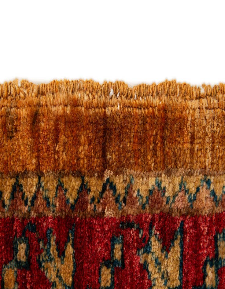 Detail image of 2' 8 x 3'  Hand Knotted Ziegler Wool Square Rug